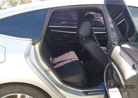 2018 BMW 330I Gran Turismo xDrive z USA, uszkodzony, nr VIN WBA8Z9C52JG828576